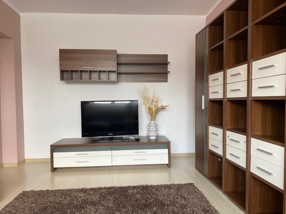 Sendy Apartman 2 Apartman Sfântu-Gheorghe Kültér fotó