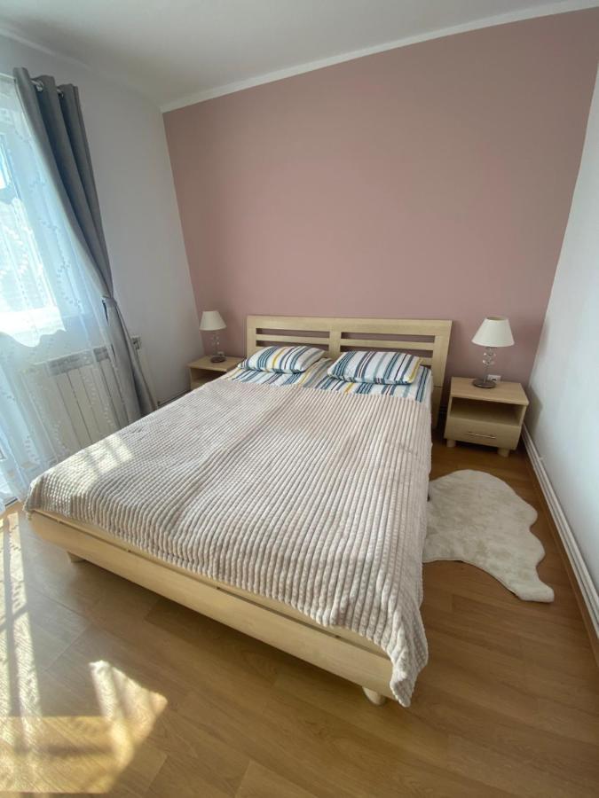 Sendy Apartman 2 Apartman Sfântu-Gheorghe Kültér fotó