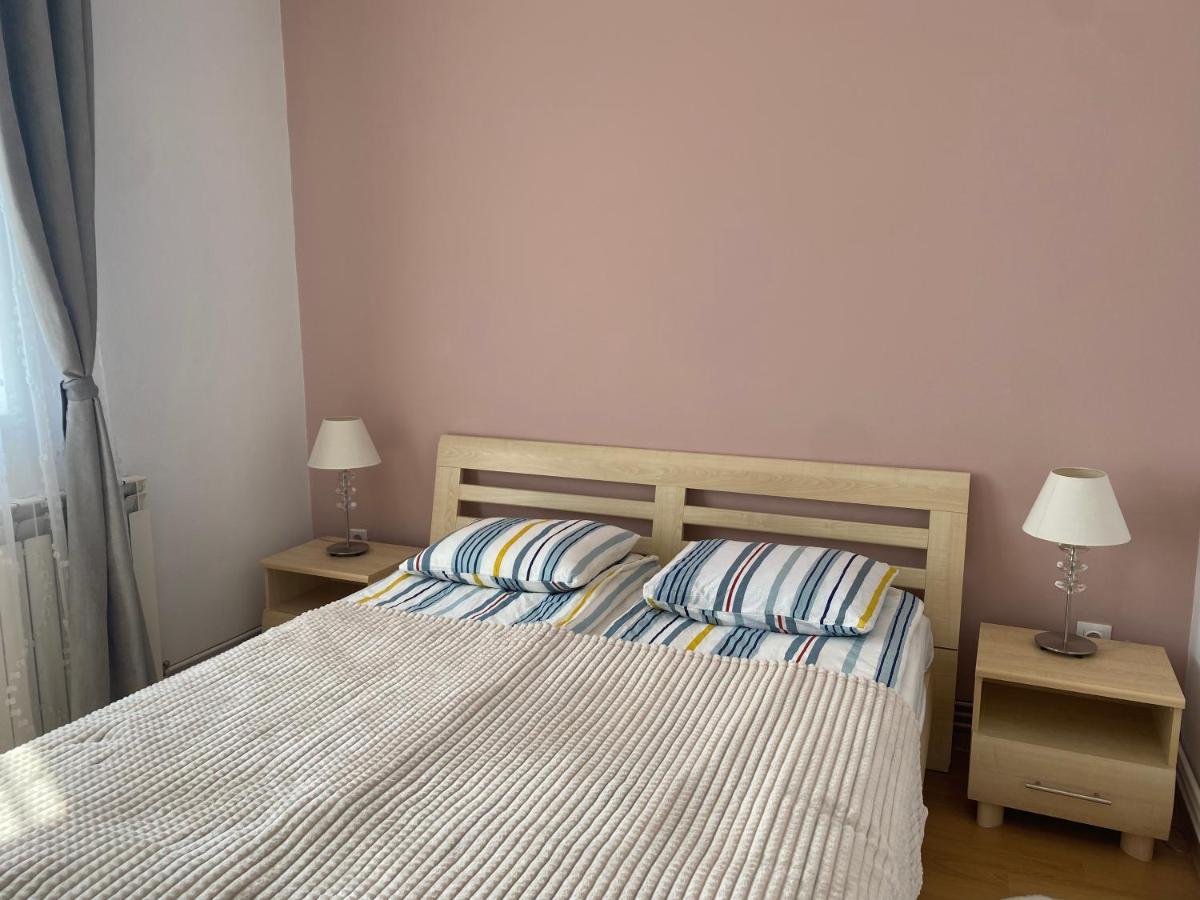 Sendy Apartman 2 Apartman Sfântu-Gheorghe Kültér fotó