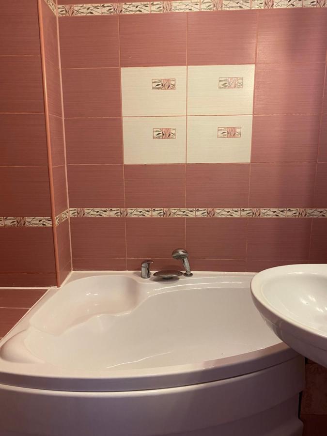 Sendy Apartman 2 Apartman Sfântu-Gheorghe Kültér fotó