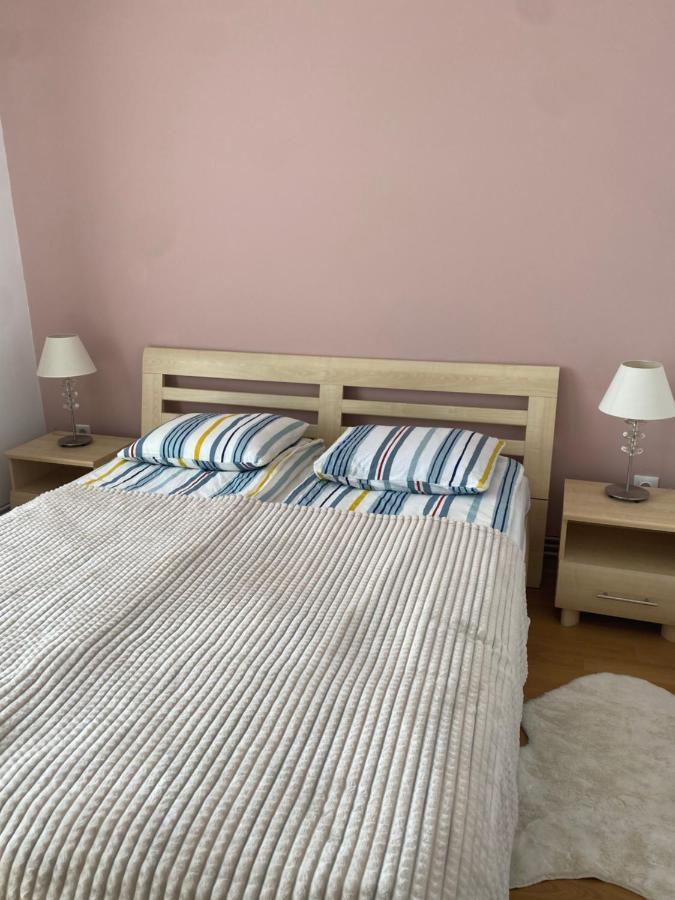 Sendy Apartman 2 Apartman Sfântu-Gheorghe Kültér fotó